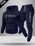 Conjunto de Moletom e Calça de Moletom com Estampa de Letra Futurista e Árvore de Natal Finos para Homens, Conjunto Casual da Moda com Bolsos e Calça com Cordão, Adequado como Presente para Marido ou Namorado